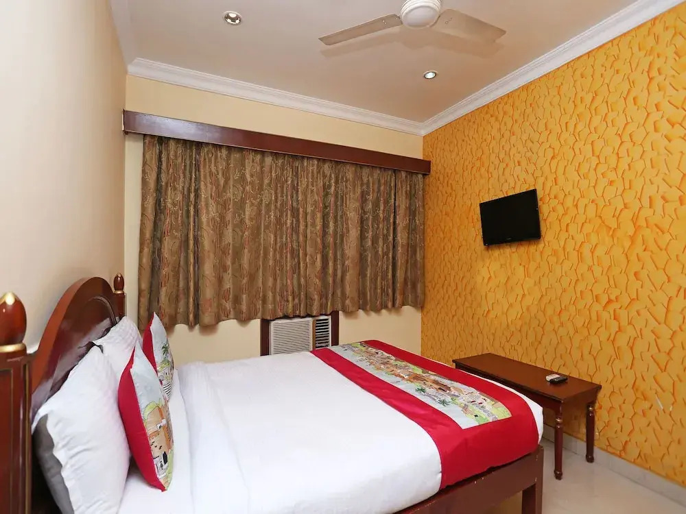 OYO 7786 Hotel Monsoon Palace