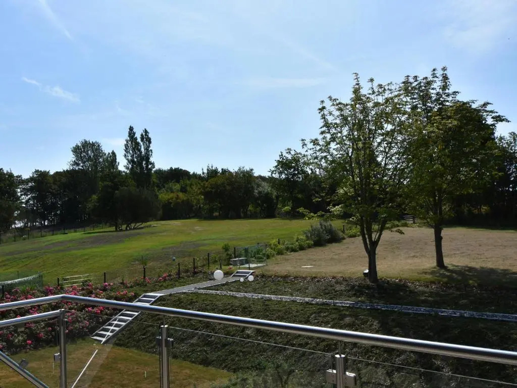 Exklusive Reetdach-Villa Ostseefrische