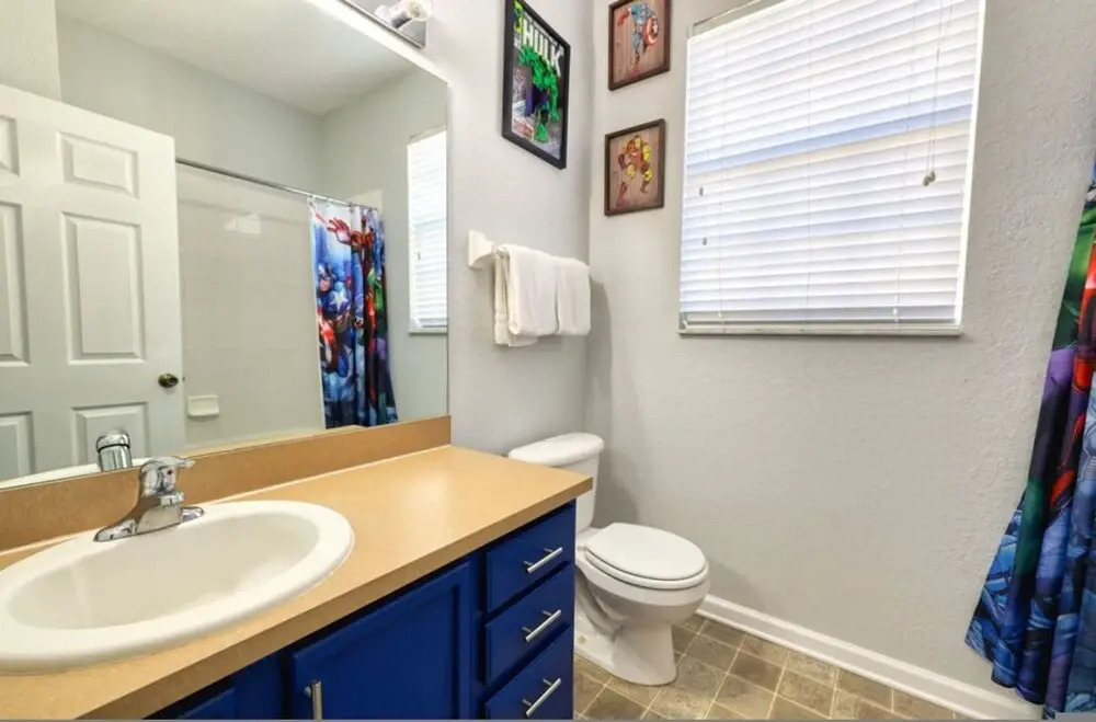 3 Bed Windsor Hills Condo Kids Themed Room Balcony