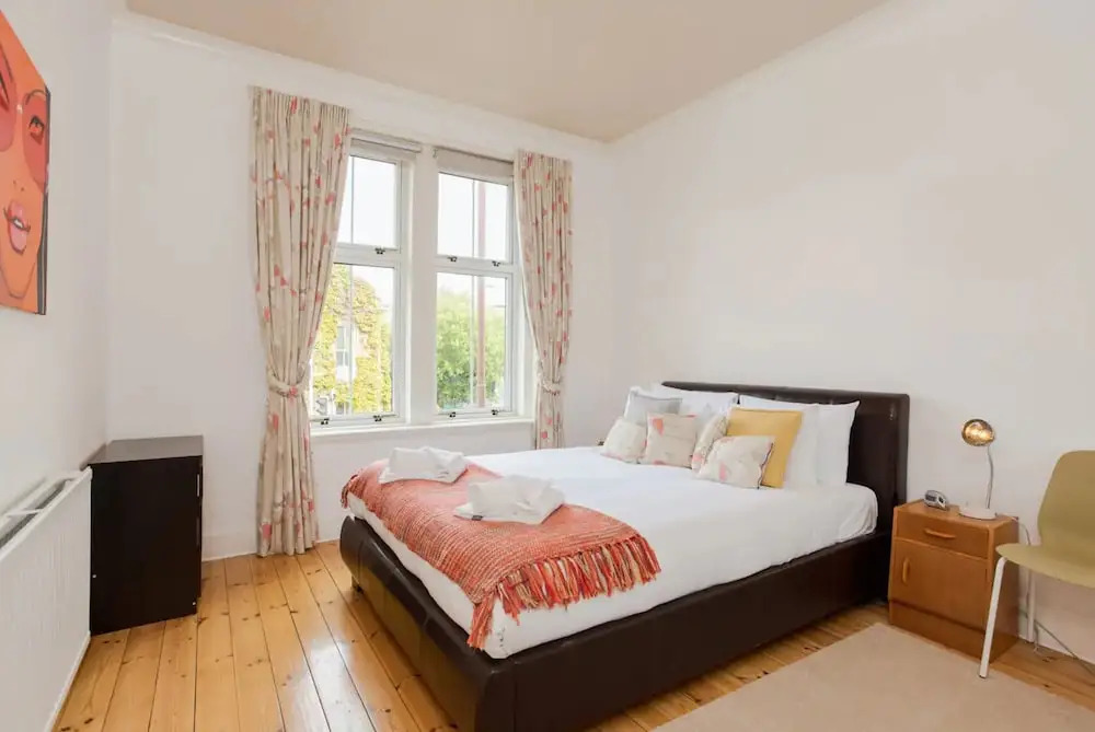 Modern Trinity Apartment In Good Location
