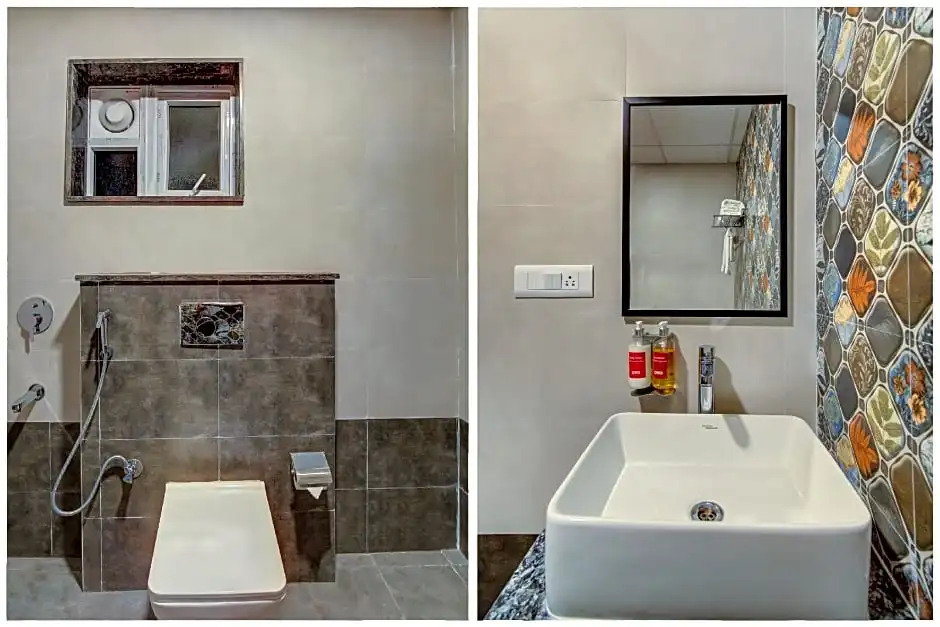 OYO Townhouse 74778 Greater Noida