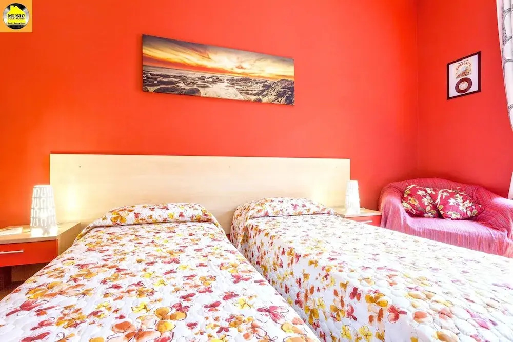 Apartment with 3 Bedrooms in Roma, with Wonderful City View And Wifi - 10 Km From the Beach