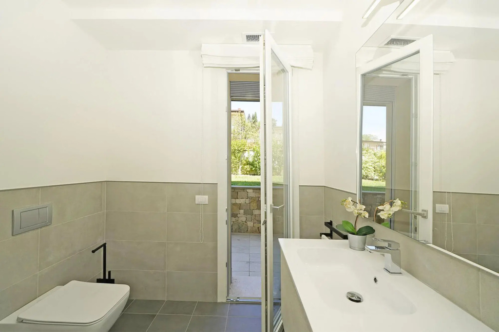Villa Ester - P.IVA in Moniga del Garda