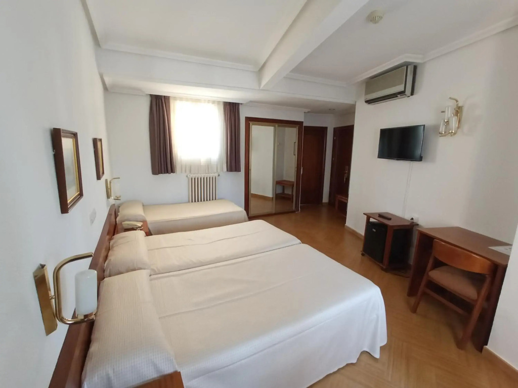 Hotel ELE Acueducto