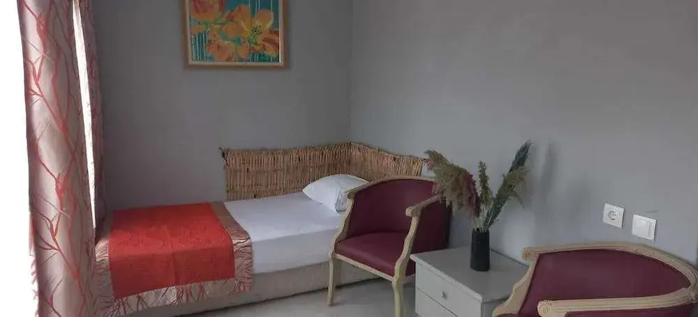 Mert Hotel