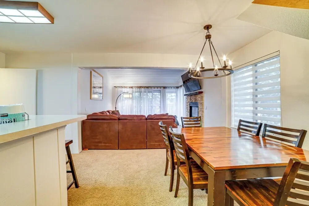 St Anton Condo in Mammoth Lakes!