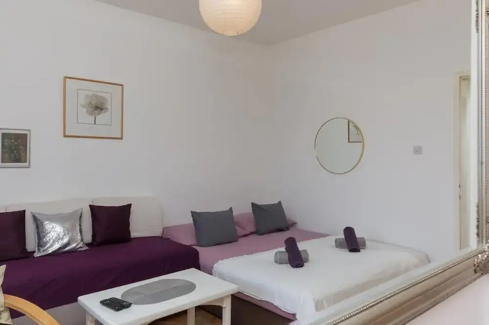 Apartment Purple Rain