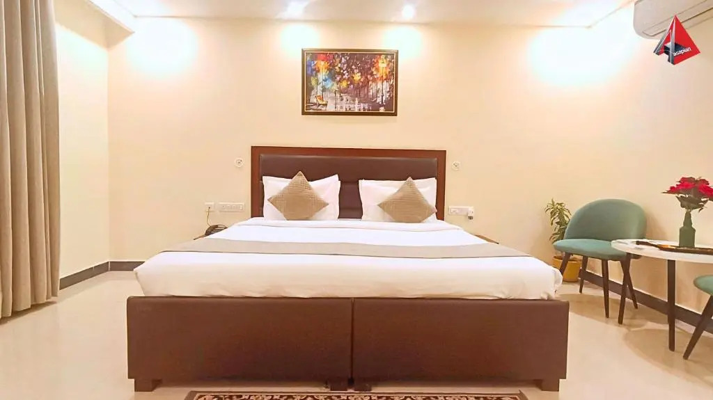 Ayansh Klyde Inn, Lucknow