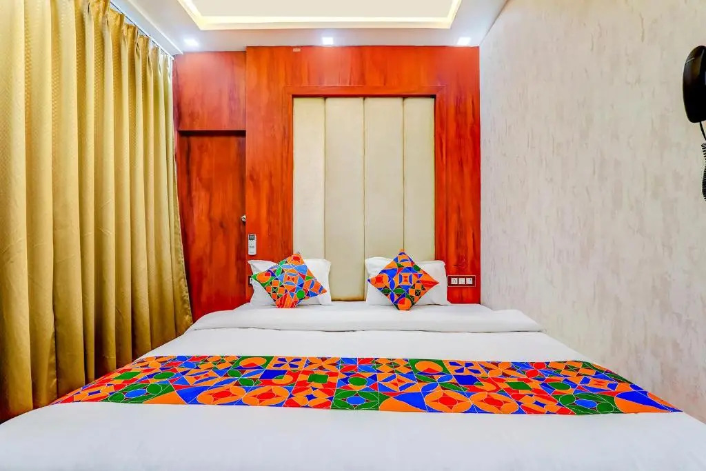 Fabhotel V Square
