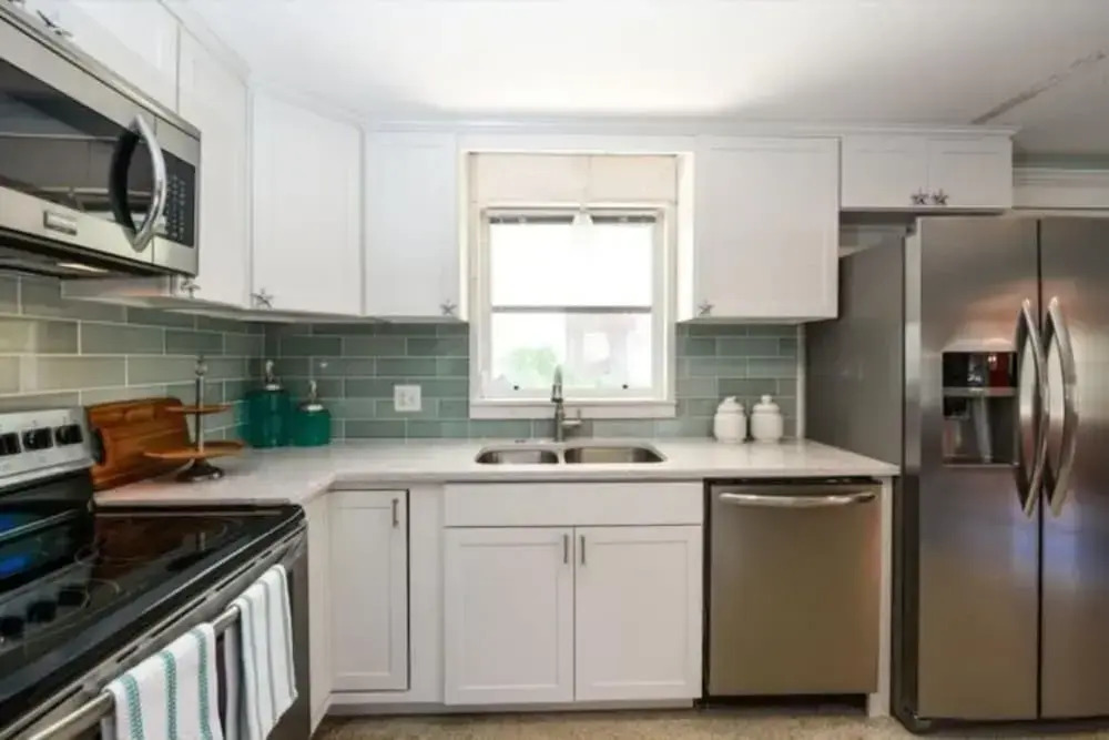 3706 Gulf Dr 2 Bedroom Home by RedAwning