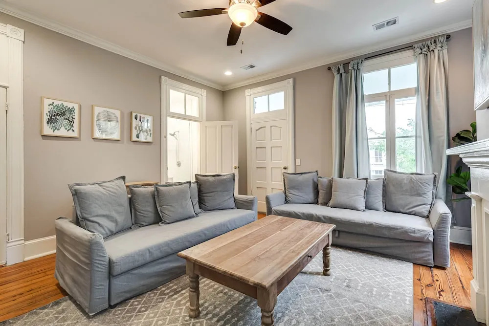 Historic Downtown Home Close to Everything!