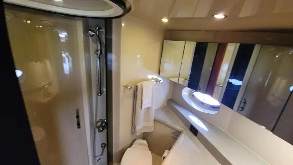 Yachta Yachta Yachta on the wata island and cruise rental
