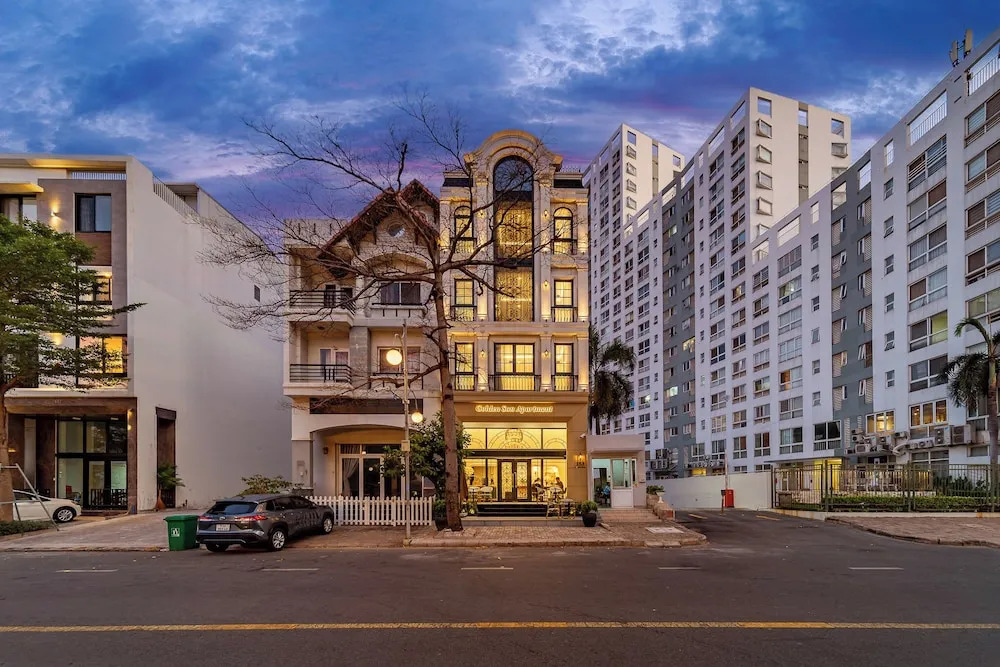 Golden Sun Apartment & Hotel