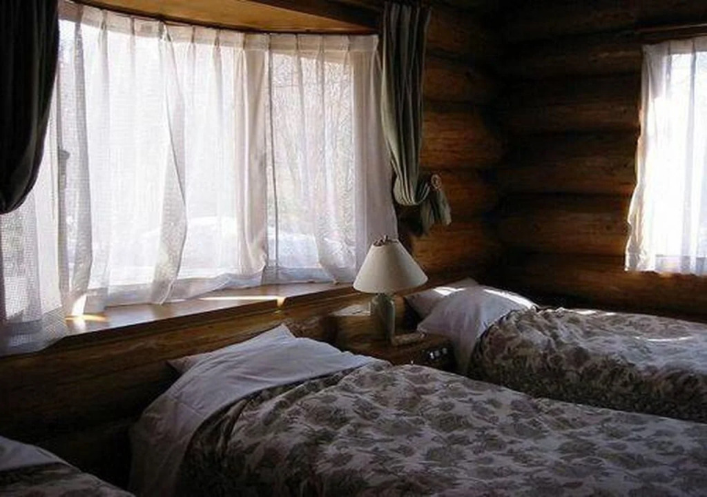 log Hotel kamloops