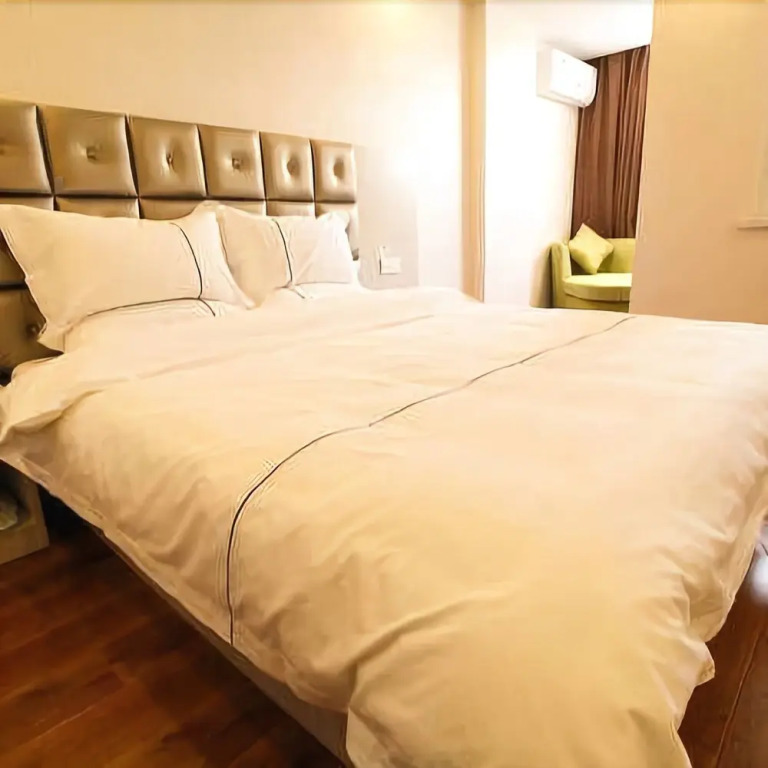 Super 8 Hotel