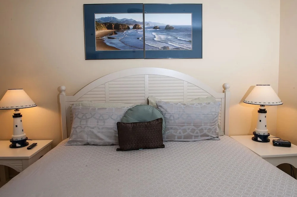 Keystone Vacation Rentals - Tidal Treasure Condo