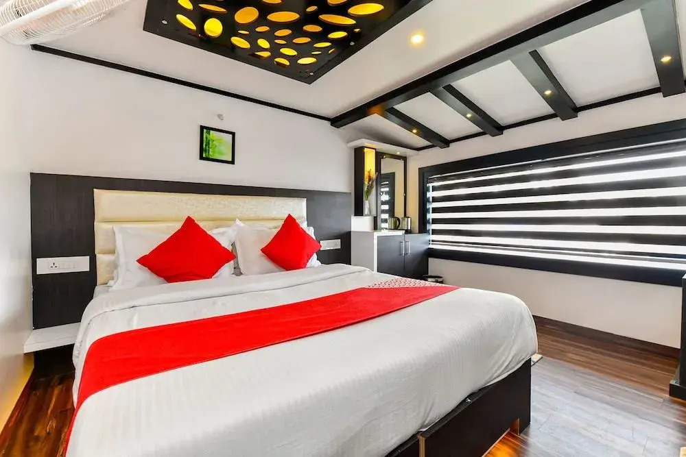 Oyo 24725 Houseboat Royal River 4bhk