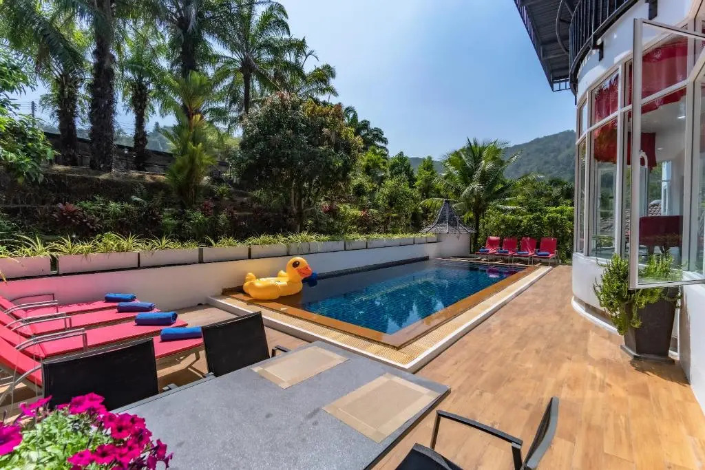 Luxurious 10-Bedroom Villa with Private Pool in Chalong, Phuket