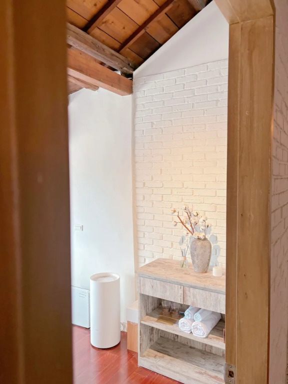 Moonlight Home Stay  For 2-12 persons