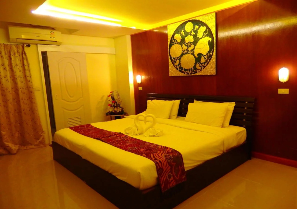 Pohseen Hotel