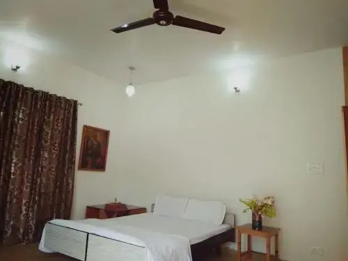 Silver Streak Cottage