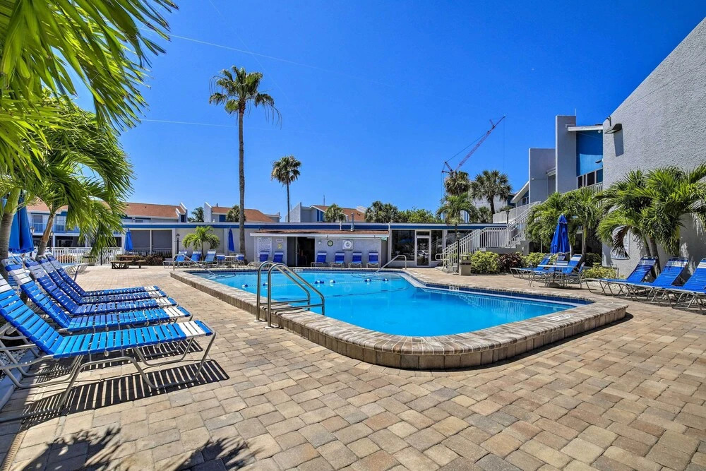 Sand, Sun & Poolside Fun! Madeira Beach Retreat