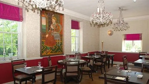 The Bath Arms Hotel
