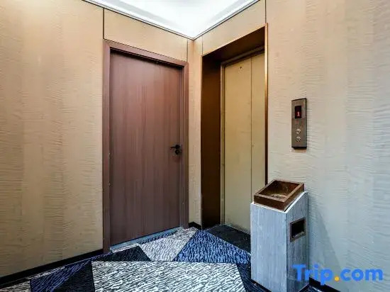 Jingxi Yueting Hotel (Chengdu Huayang Middle School Polar Ocean Park)