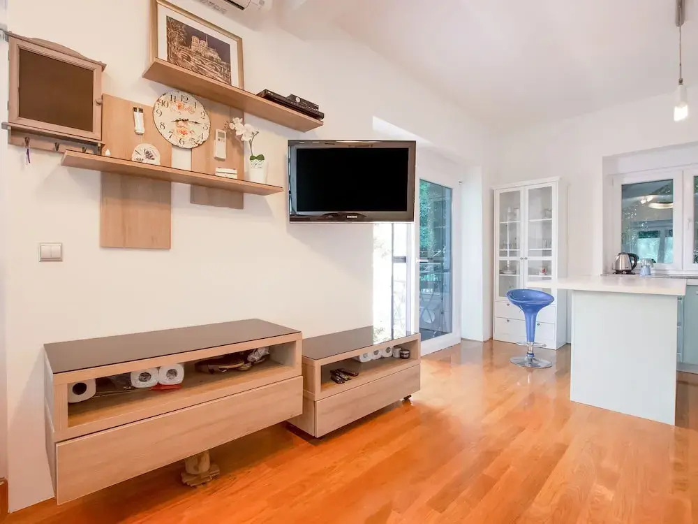 Elegant Apartment in Novalja near Sea
