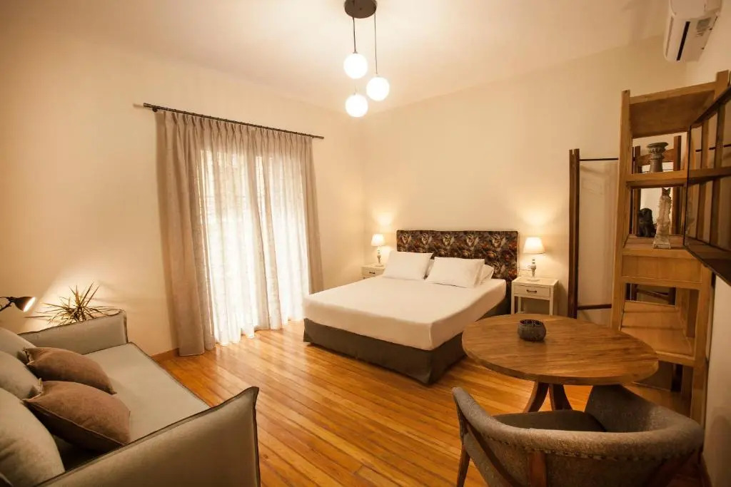 Bentzi...Boutique Apartment 6, Superior Suite for 4 Guests