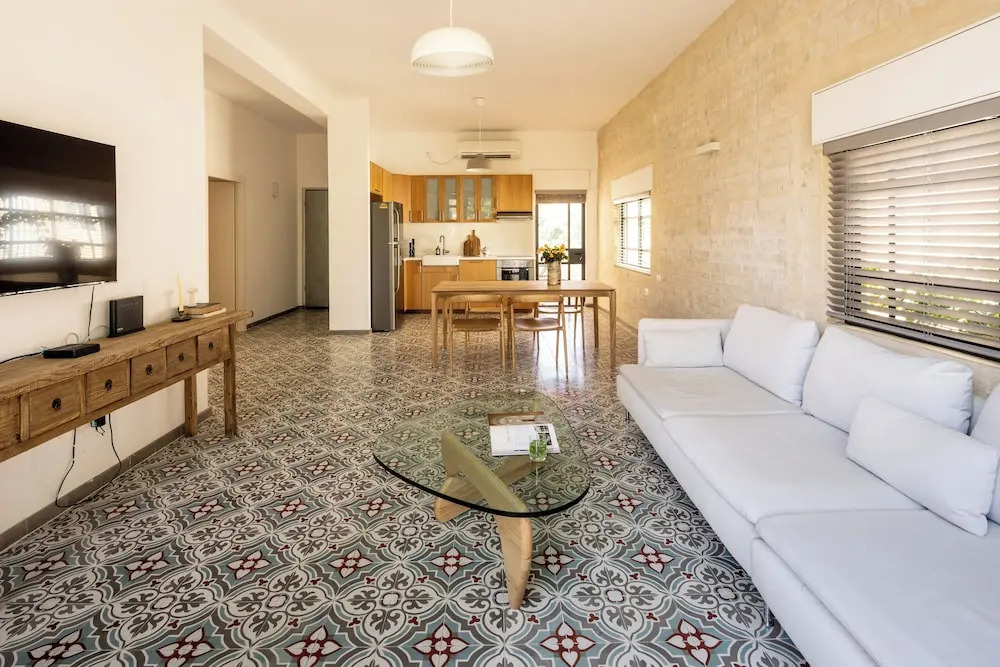 Rustic Charm Tel Aviv CTR by Sea N' Rent