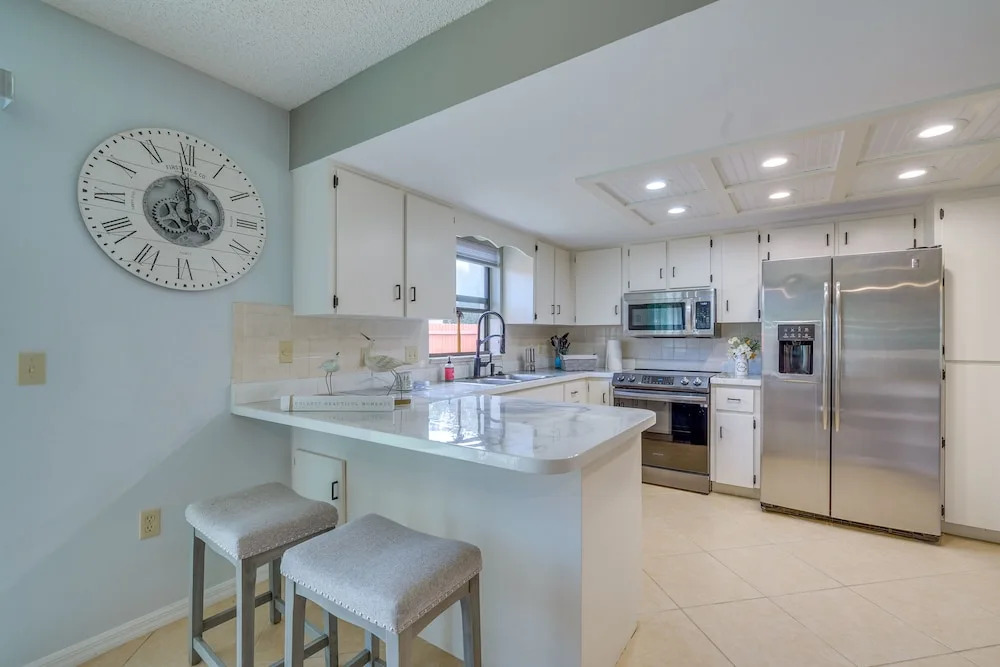 Home w/ Patio & Grill: 2 Mi to Rainbow Springs!