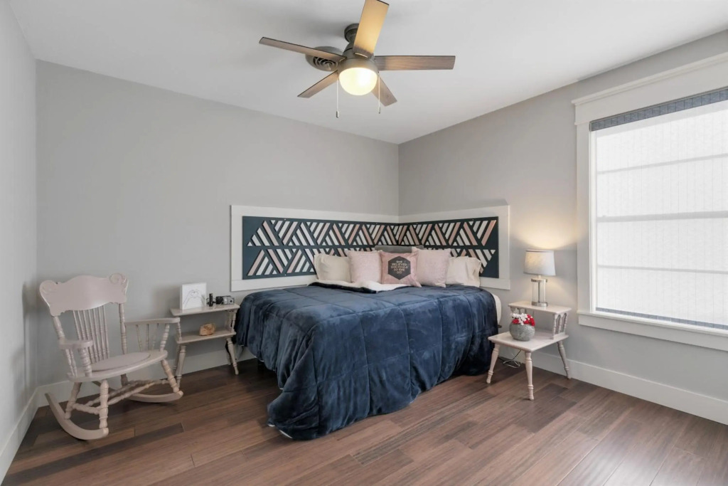 Gorgeous Home With Grill 5min From Mainst!