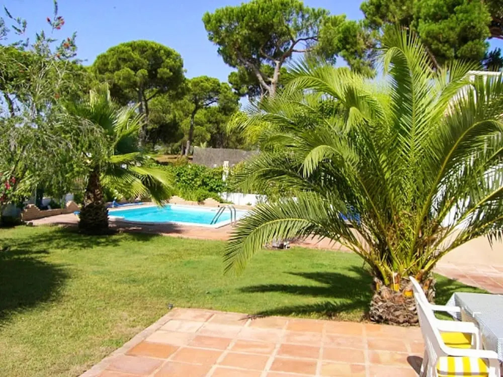 House With one Bedroom in Huelva, Nuevo Portil, With Shared Pool, Enclosed Garden and Wifi Near the Beach