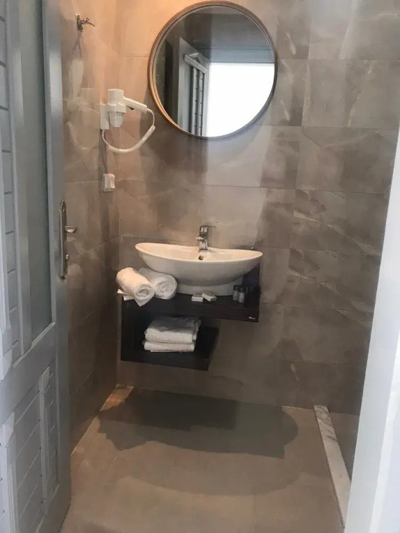 Efruze Otel