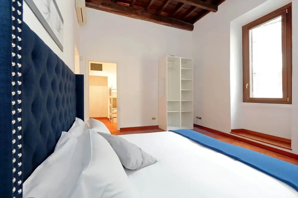 Campo dei Fiori 3-bed Apartment, hi Standing