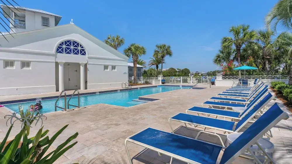 Lakefront Haven in Carillon Beach