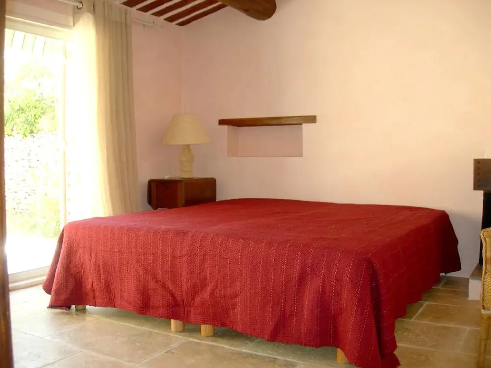 Villa With 3 Bedrooms in Gordes, With Wonderful Mountain View, Private