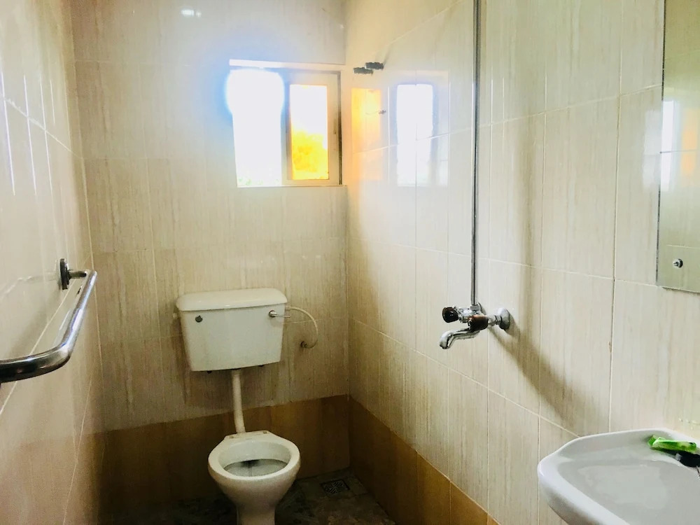 Cossy Hotel & Suite