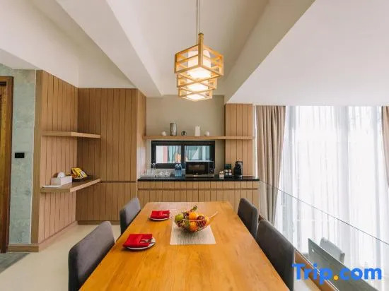Sky Hill Villa SuratThani