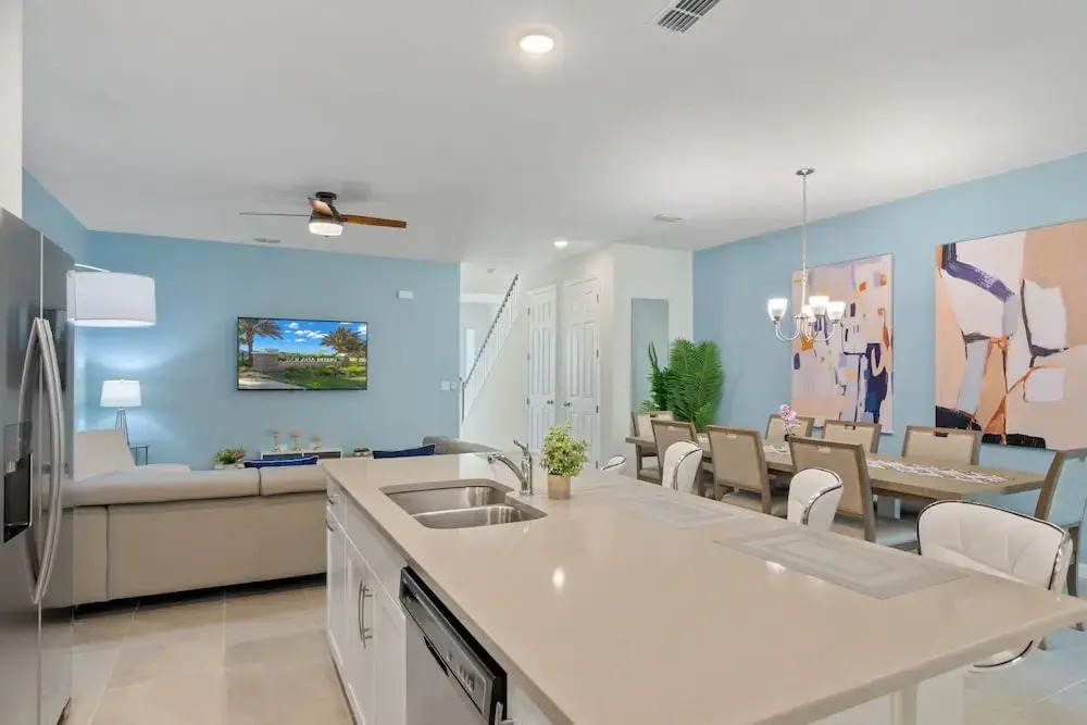 Orlando Adventure Awaits 4BR Townhouse