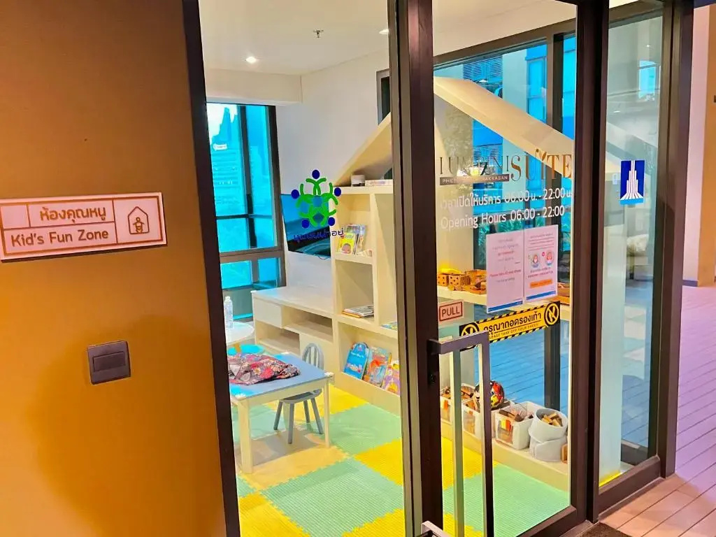 2bedroom condo in heart of Bangkok