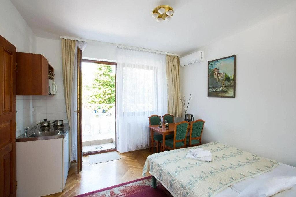 HELIOS Hotel Apartments