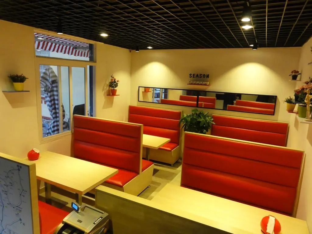 Season Guest House