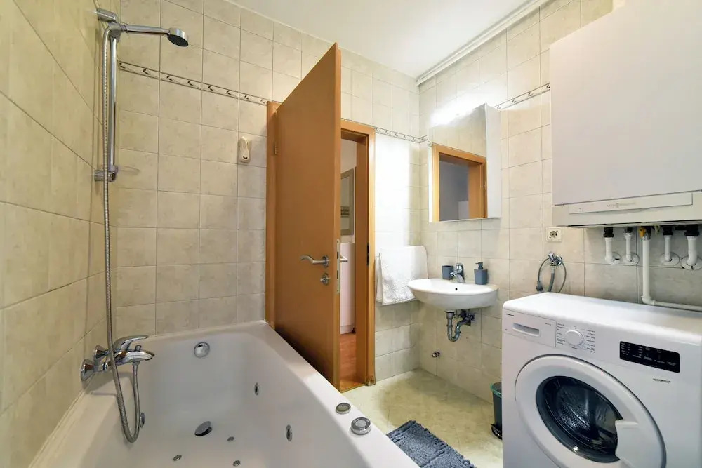 LXXVII Apartment
