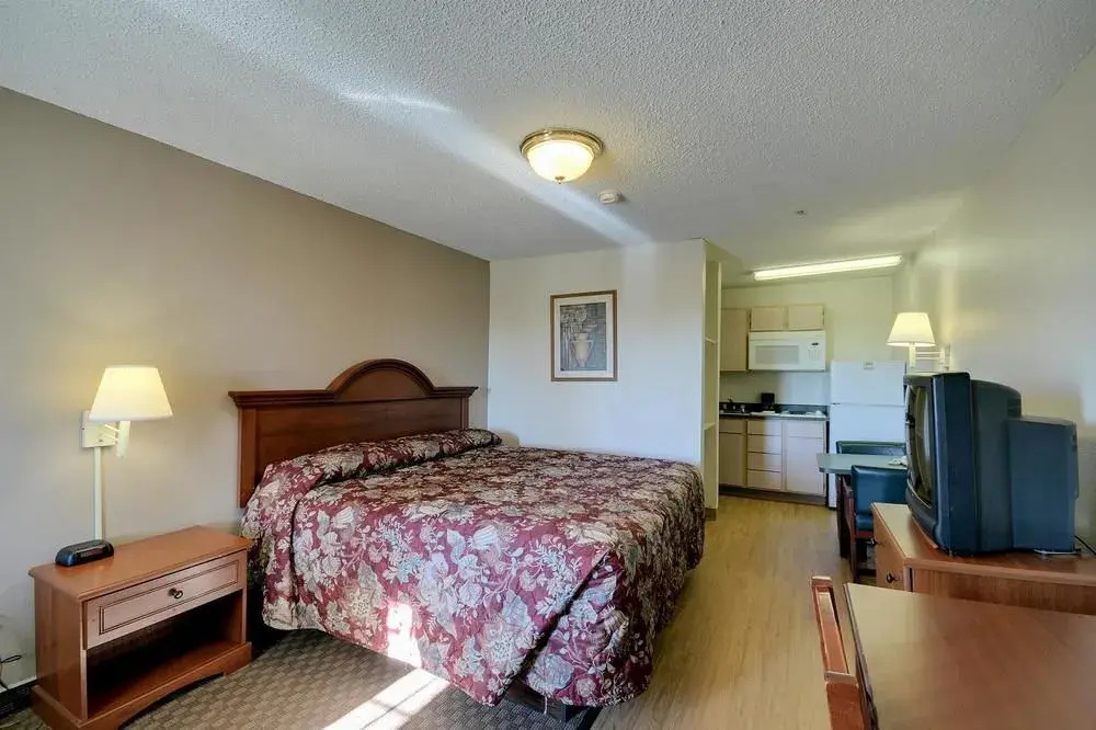 InTown Suites Extended Stay Houston TX - Hobby Airport