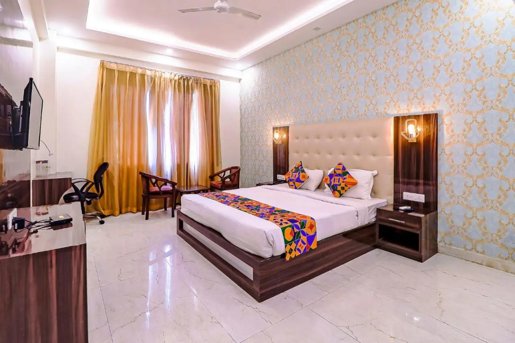 FabHotel Swess Grand
