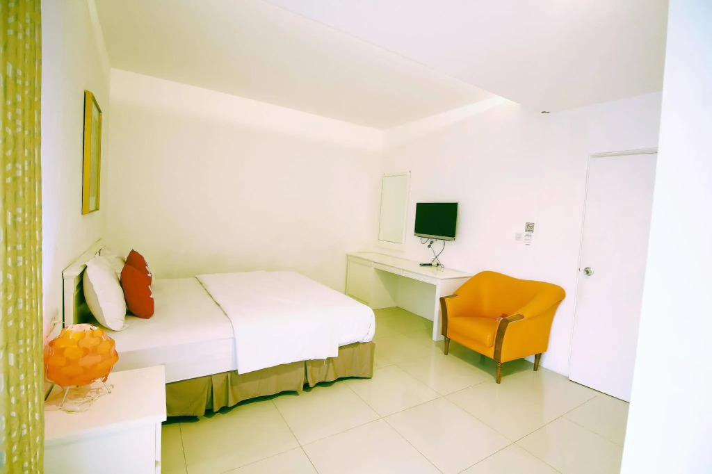 ZEN Rooms Dipati Ukur