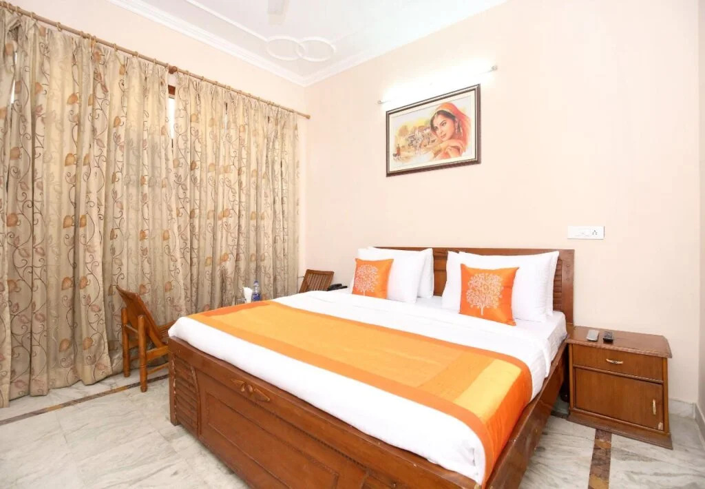 Hotel Kings Residency by OYO Rooms