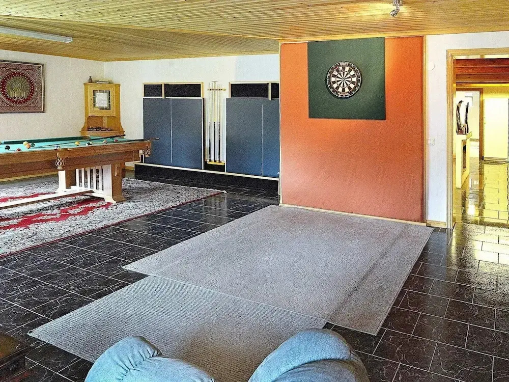 17 person holiday home in MELLERUD-By Traum